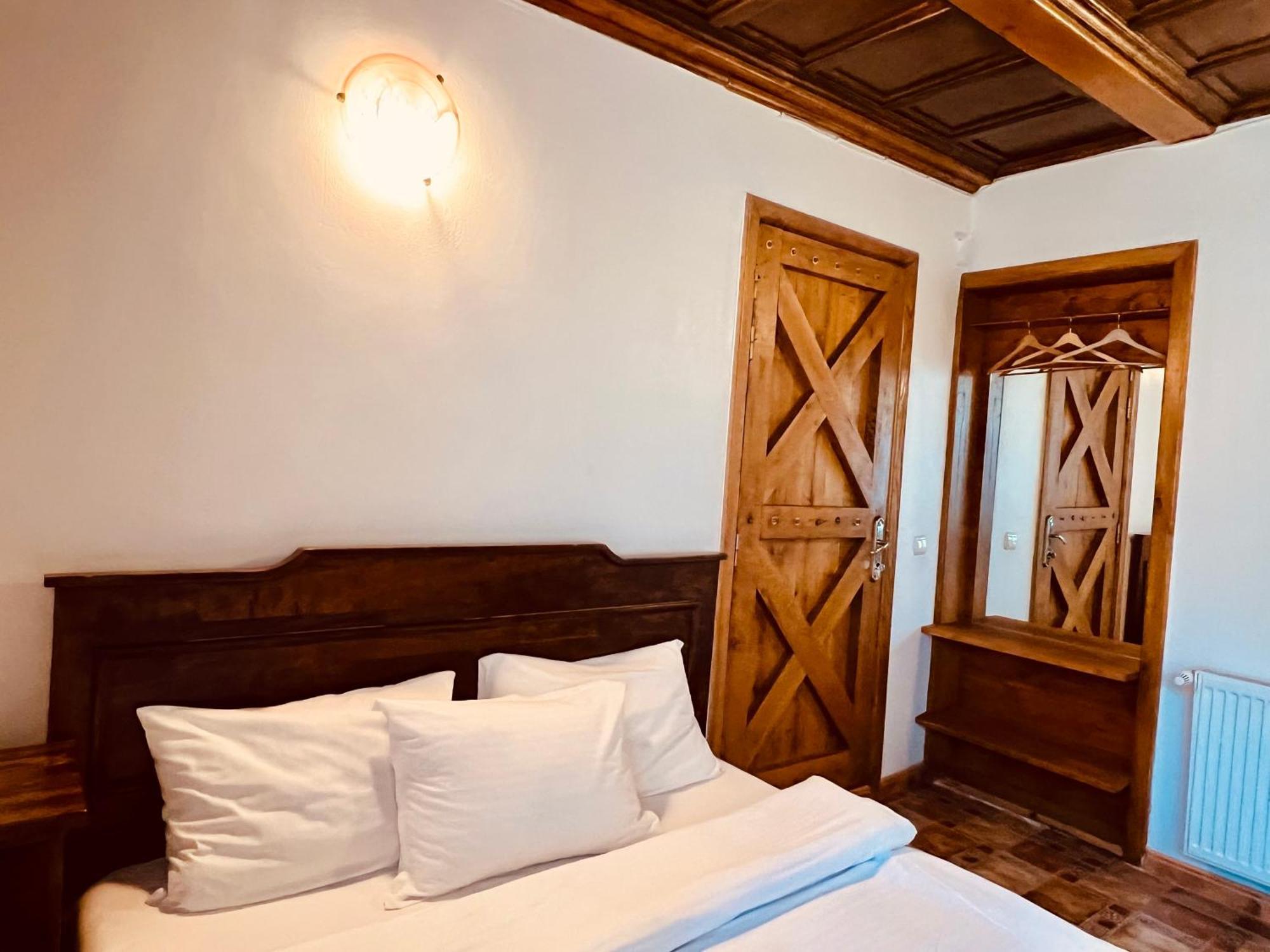 Hotel Nautica Bahna Orşova Habitación foto